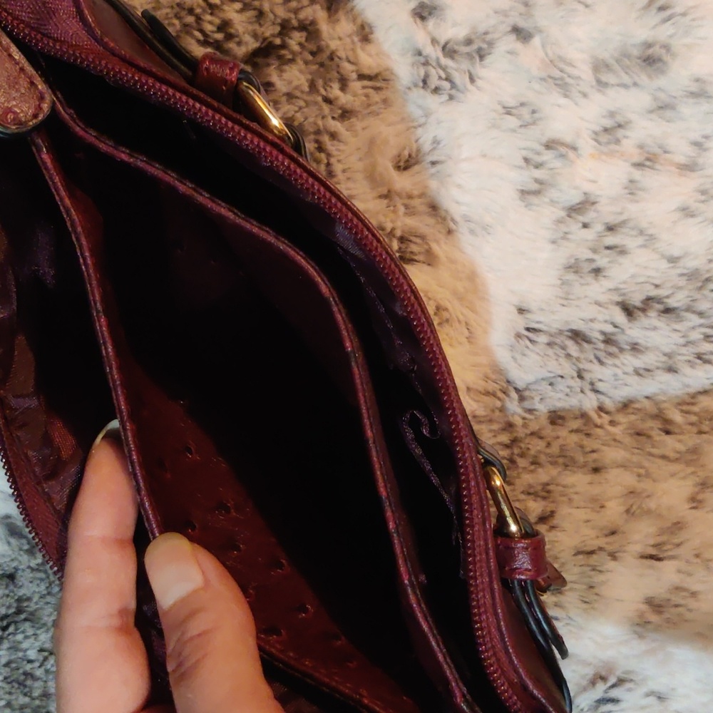 Bueno Faux Ostrich Mini Crossbody Bag - Picture 6 of 7